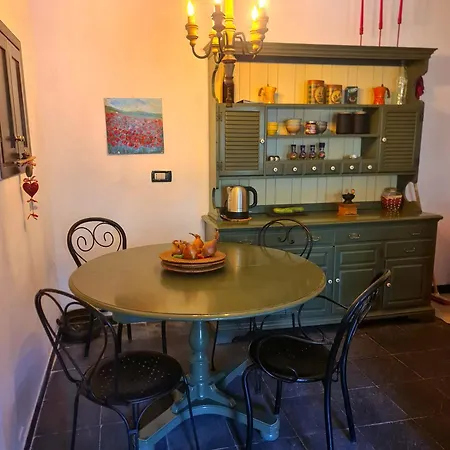 La Volpe E La Rosa