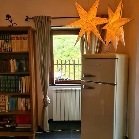 Casa de Férias La Volpe E La Rosa Uscio