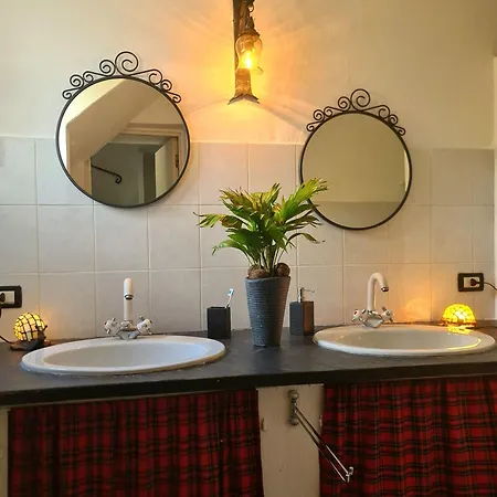 La Volpe E La Rosa Uscio