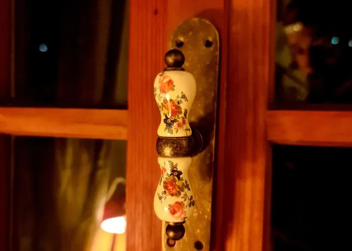 Semesterbostad La Volpe E La Rosa *