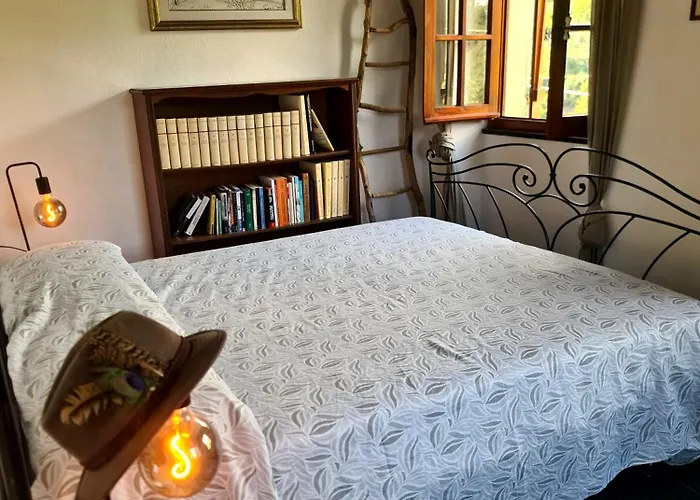 Semesterbostad La Volpe E La Rosa Uscio